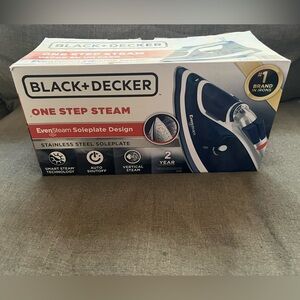Black and decker iron